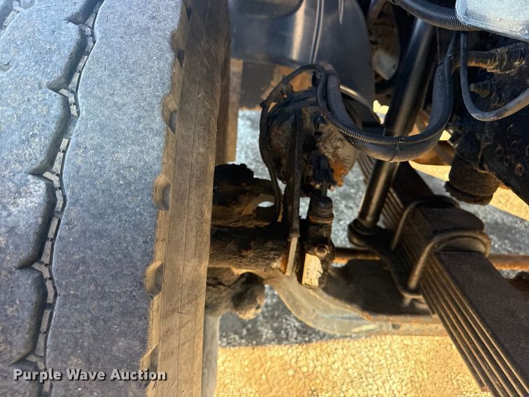 image for item EG1801 2005 GMC C8599 dump truck