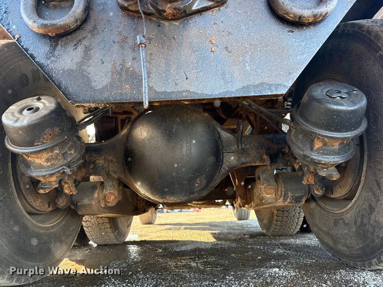 image for item EG1801 2005 GMC C8599 dump truck