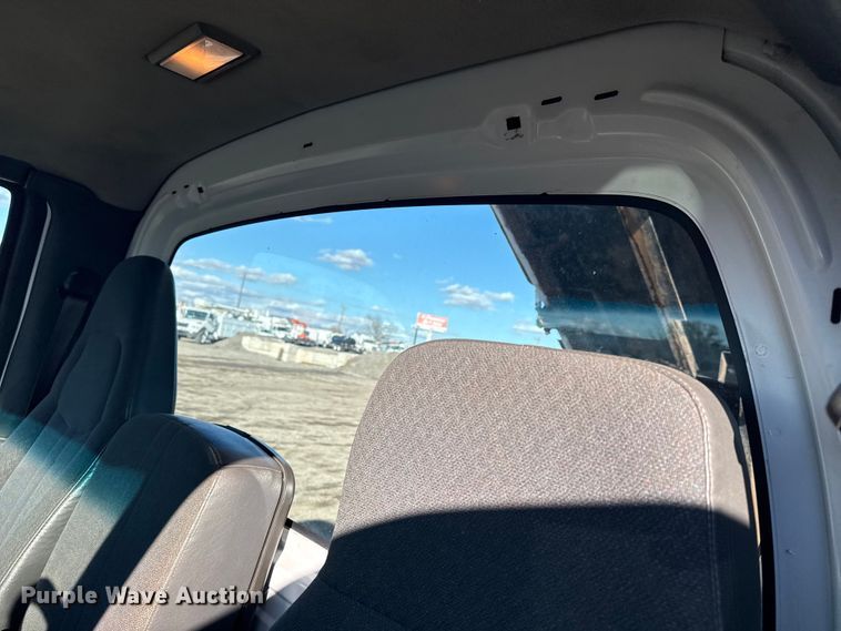 image for item EG1801 2005 GMC C8599 dump truck