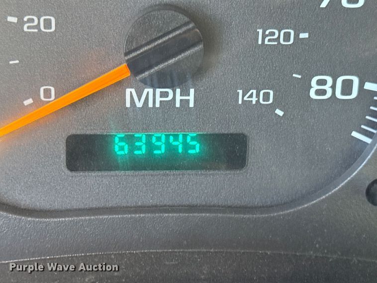 image for item EG1801 2005 GMC C8599 dump truck