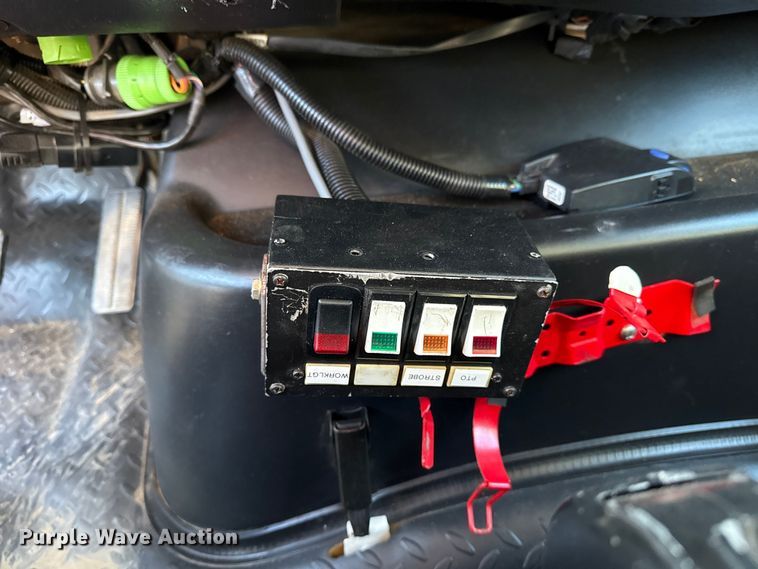 image for item EG1801 2005 GMC C8599 dump truck