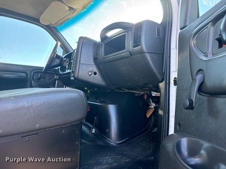 image for item EG1801 2005 GMC C8599 dump truck