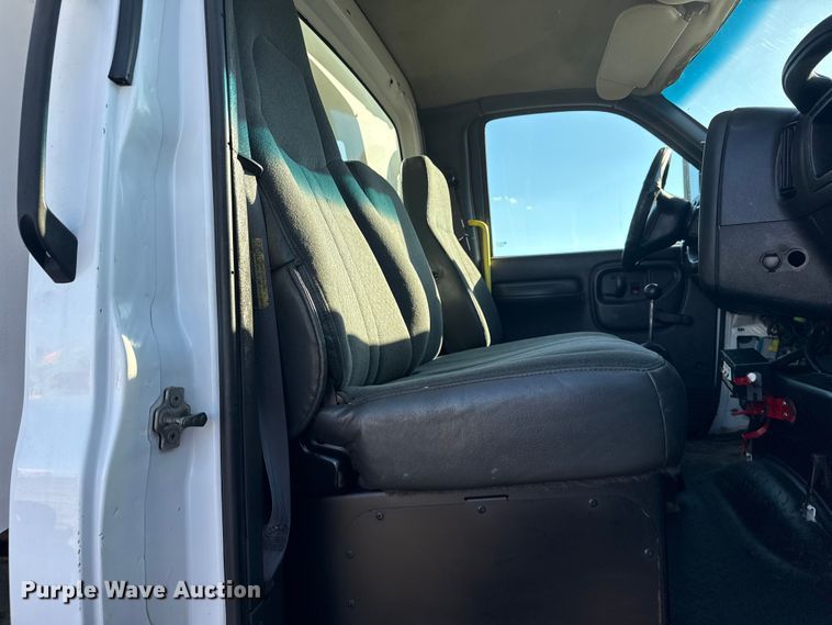 image for item EG1801 2005 GMC C8599 dump truck