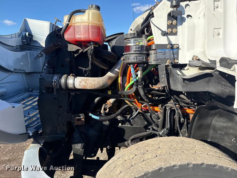 image for item EG1801 2005 GMC C8599 dump truck