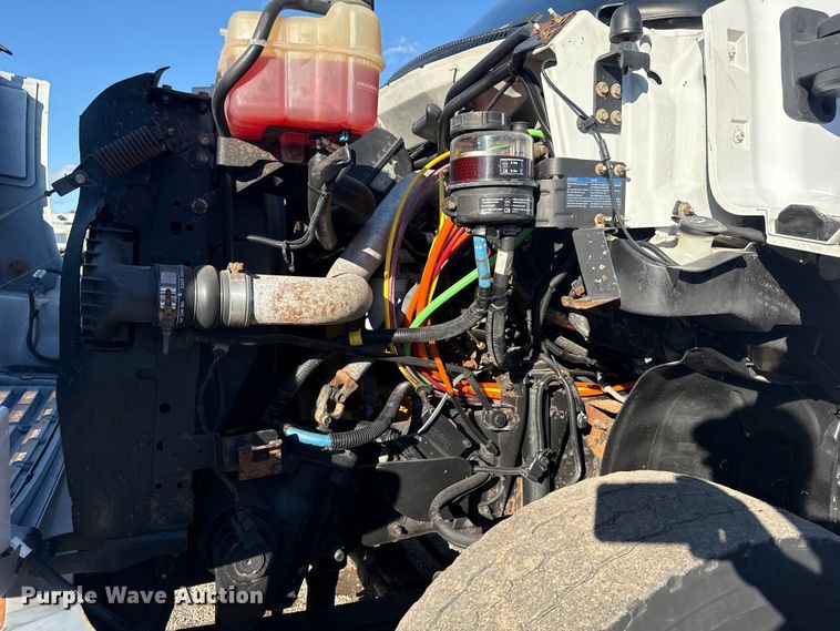 image for item EG1801 2005 GMC C8599 dump truck