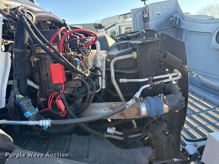 image for item EG1801 2005 GMC C8599 dump truck