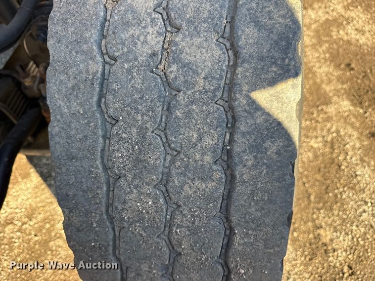 image for item EG1801 2005 GMC C8599 dump truck