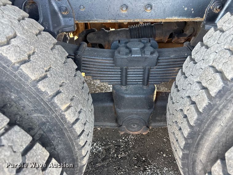 image for item EG1801 2005 GMC C8599 dump truck