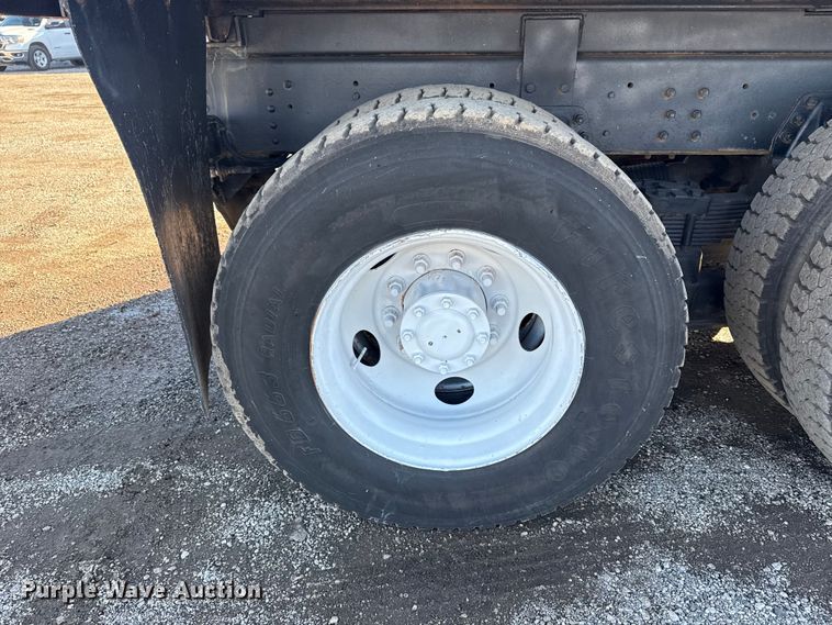 image for item EG1801 2005 GMC C8599 dump truck