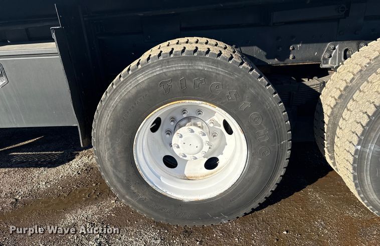 image for item EG1801 2005 GMC C8599 dump truck