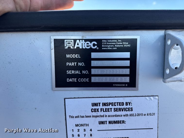 image for item EG1802 2016 Ford F550 Super Duty bucket truck