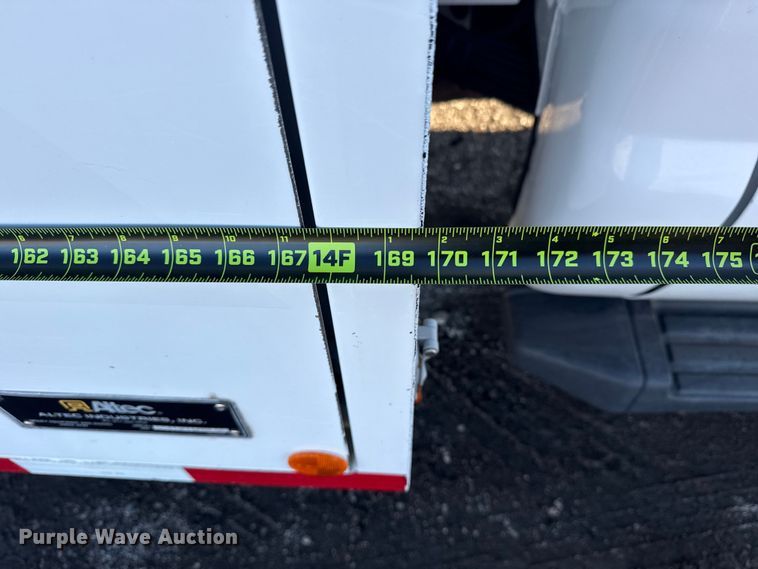 image for item EG1802 2016 Ford F550 Super Duty bucket truck