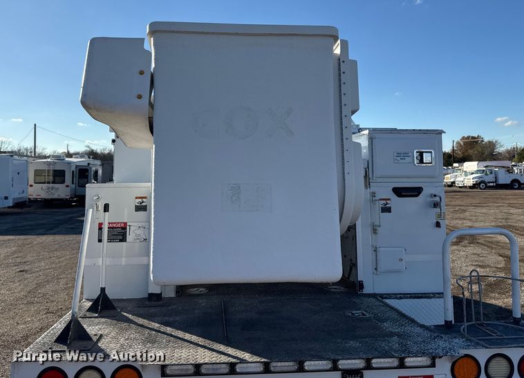 image for item EG1802 2016 Ford F550 Super Duty bucket truck