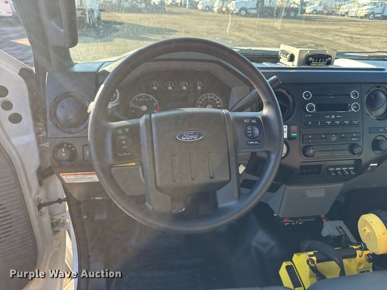 image for item EG1802 2016 Ford F550 Super Duty bucket truck