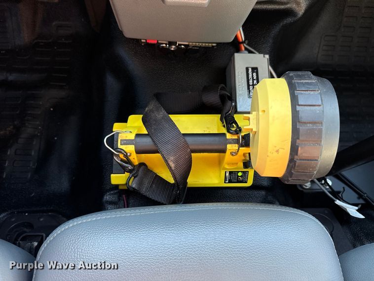 image for item EG1802 2016 Ford F550 Super Duty bucket truck