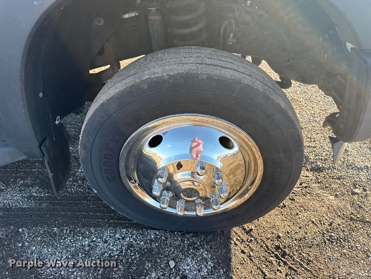 image for item EG1802 2016 Ford F550 Super Duty bucket truck