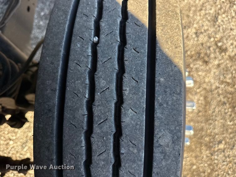 image for item EG1802 2016 Ford F550 Super Duty bucket truck