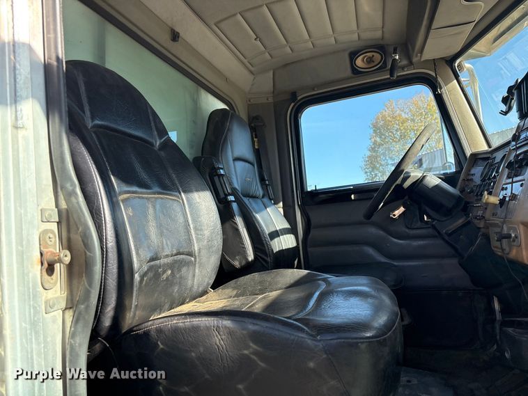 image for item EG8269 2006 Peterbilt 335 fuel truck