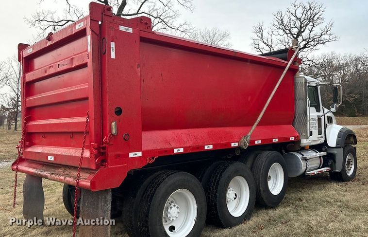 image for item EG8300 2008 Mack GU713 dump truck