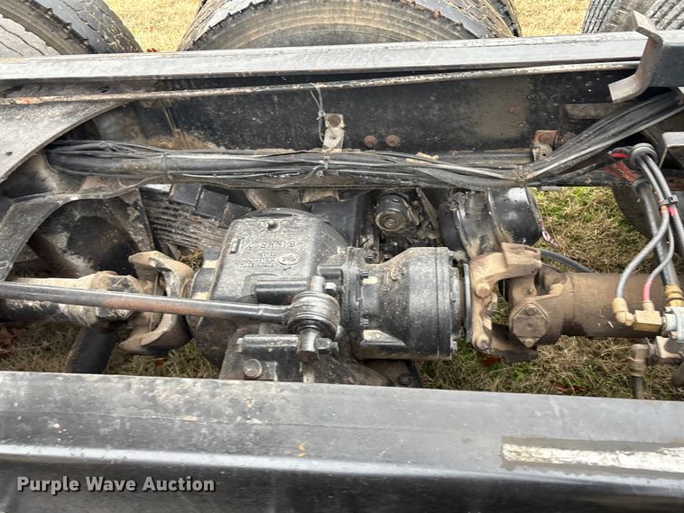 image for item EG8300 2008 Mack GU713 dump truck