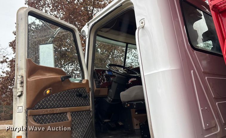 image for item EG8300 2008 Mack GU713 dump truck