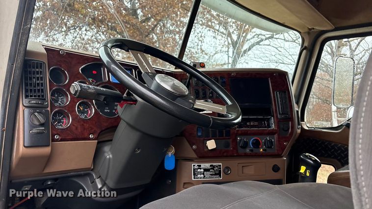 image for item EG8300 2008 Mack GU713 dump truck