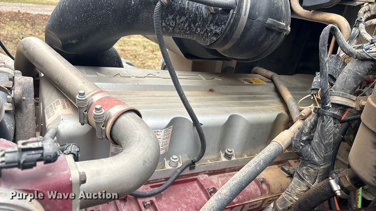 image for item EG8300 2008 Mack GU713 dump truck