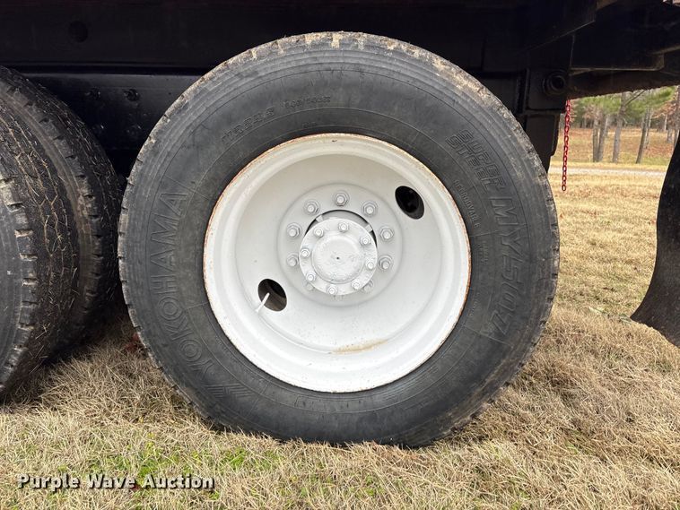 image for item EG8300 2008 Mack GU713 dump truck