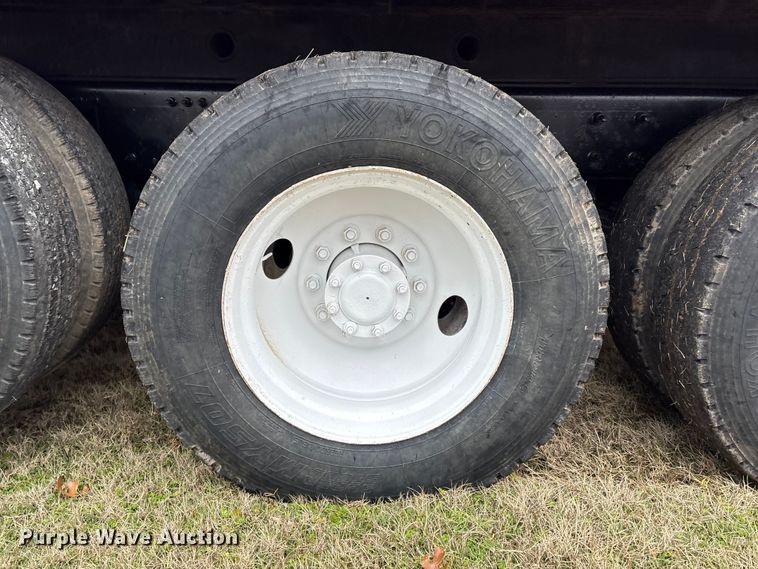 image for item EG8300 2008 Mack GU713 dump truck