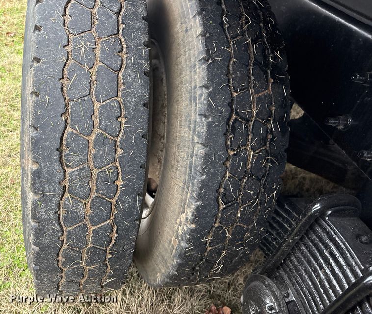 image for item EG8300 2008 Mack GU713 dump truck