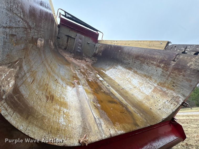 image for item EG8301 2007 Mack CV713 dump truck