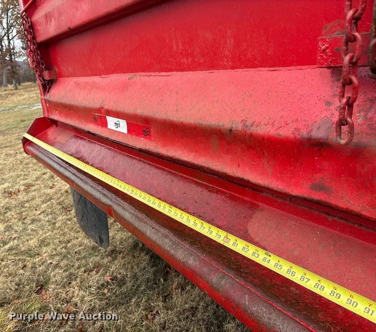 image for item EG8301 2007 Mack CV713 dump truck