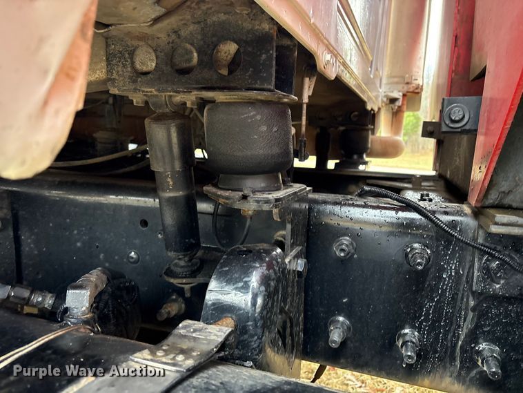 image for item EG8301 2007 Mack CV713 dump truck