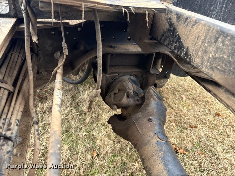 image for item EG8301 2007 Mack CV713 dump truck