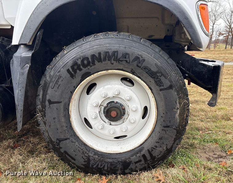 image for item EG8301 2007 Mack CV713 dump truck