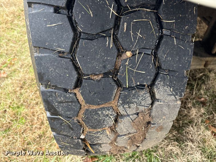 image for item EG8301 2007 Mack CV713 dump truck