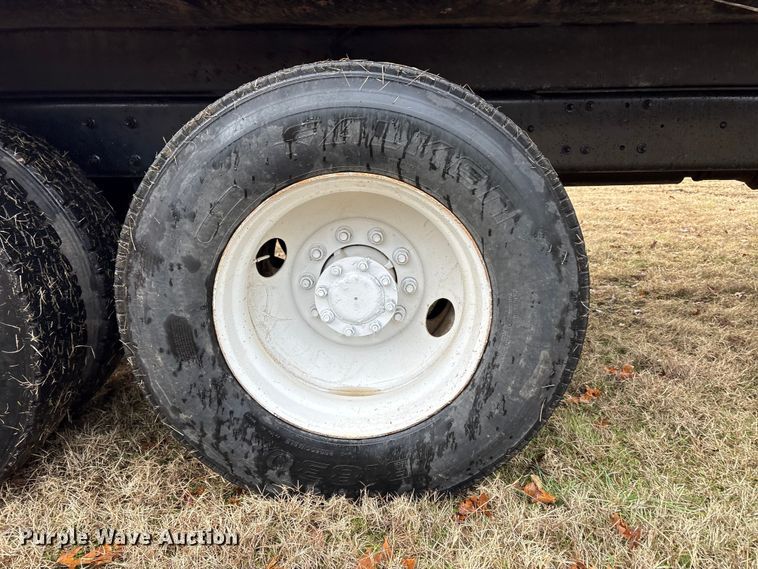 image for item EG8301 2007 Mack CV713 dump truck