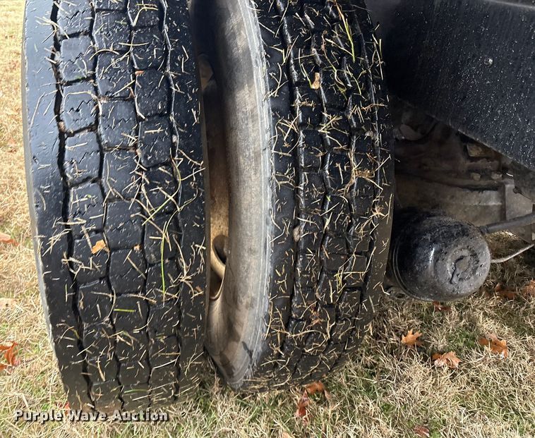 image for item EG8301 2007 Mack CV713 dump truck