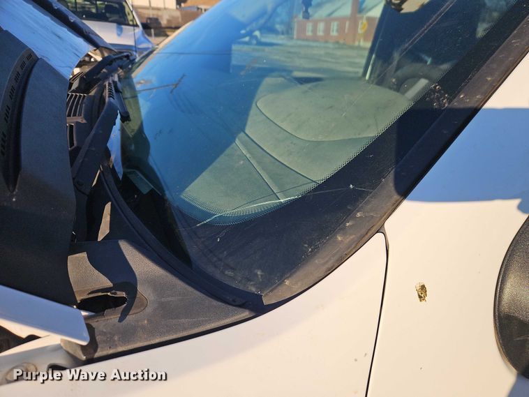 image for item EI8933 2012 Chevrolet Silverado 3500 bucket truck