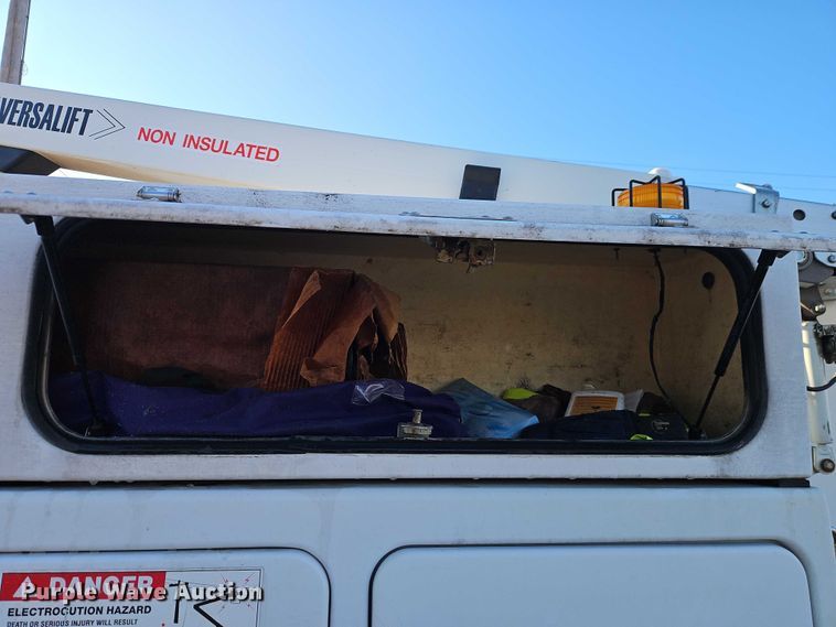 image for item EI8933 2012 Chevrolet Silverado 3500 bucket truck