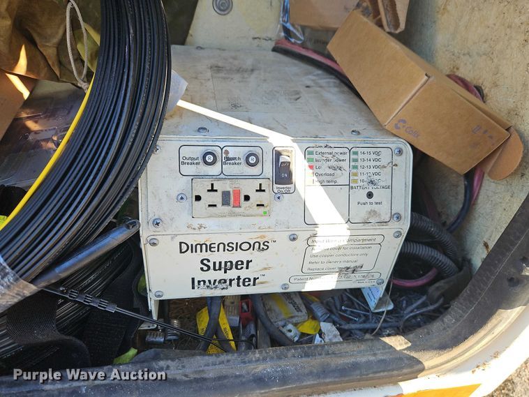 image for item EI8933 2012 Chevrolet Silverado 3500 bucket truck