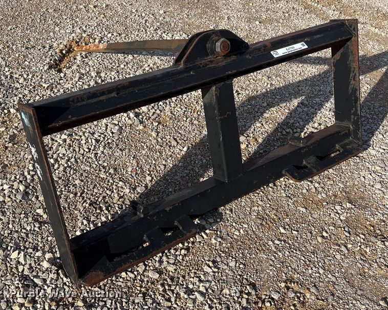 image for item EJ7765 Skid steer bale spear