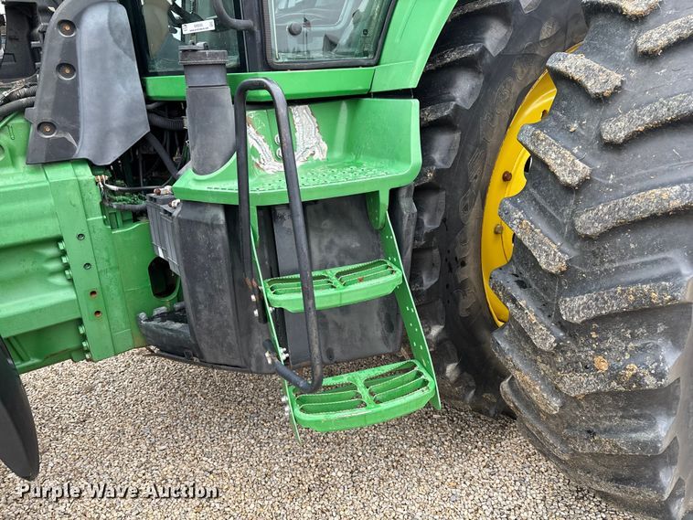 image for item EM0056 2007 John Deere 8330 MFWD tractor