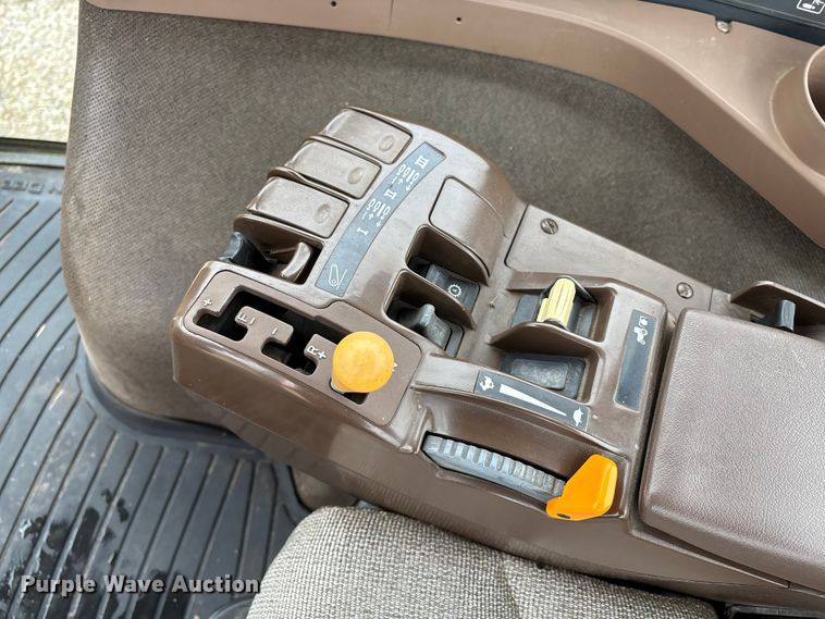 image for item EM0056 2007 John Deere 8330 MFWD tractor