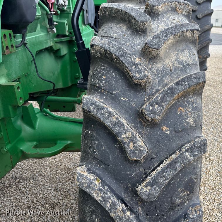 image for item EM0056 2007 John Deere 8330 MFWD tractor