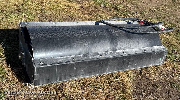 image for item EN0048 2025 Future VR59 skid steer vibratory roller