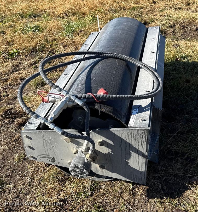 image for item EN0048 2025 Future VR59 skid steer vibratory roller