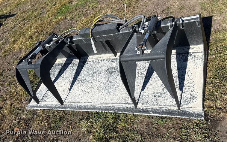 image for item EN0064 Pabreak skid steer grapple bucket