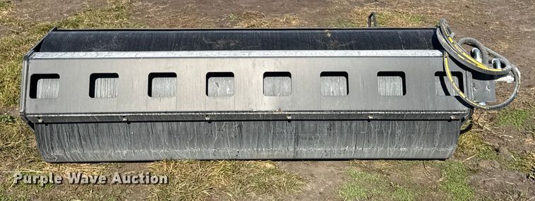 image for item EN0065 Skid steer vibratory roller