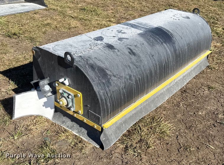 image for item EN0070 2025 Future BS72 skid steer broom